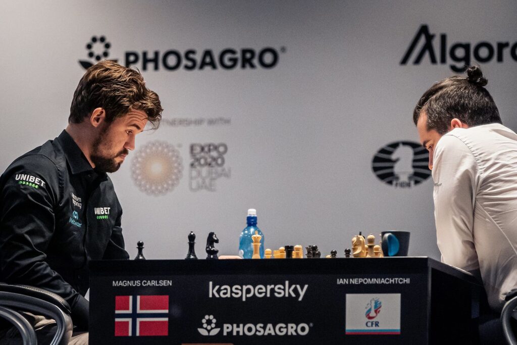Carlsen Nepomniachtich Game 6 WCC 2021